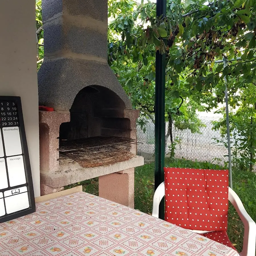 Appartamento da Natallia Ronco allʼAdige Bed & Breakfast